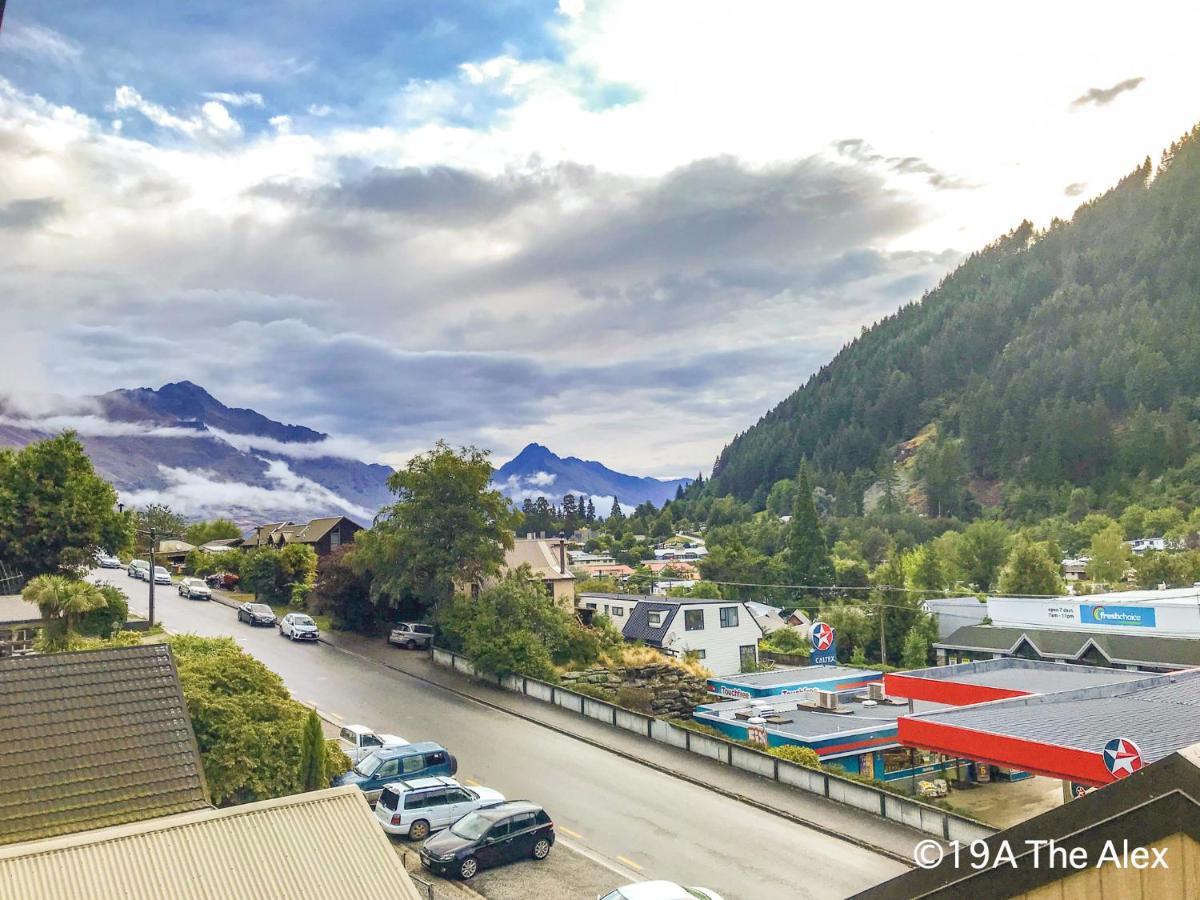 Modern 2-Bedroom Apartment 7-Mins Walk To Queenstown Luaran gambar