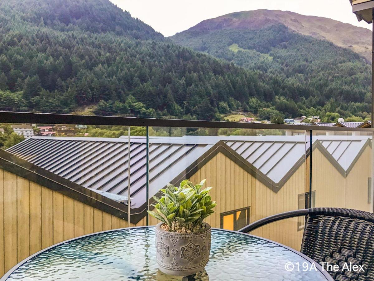 Modern 2-Bedroom Apartment 7-Mins Walk To Queenstown Luaran gambar