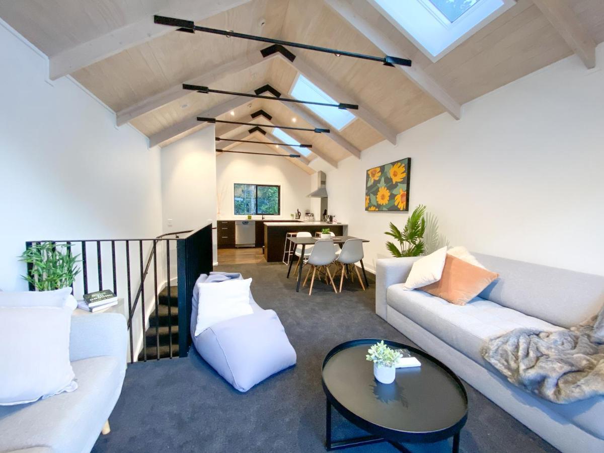 Modern 2-Bedroom Apartment 7-Mins Walk To Queenstown Luaran gambar