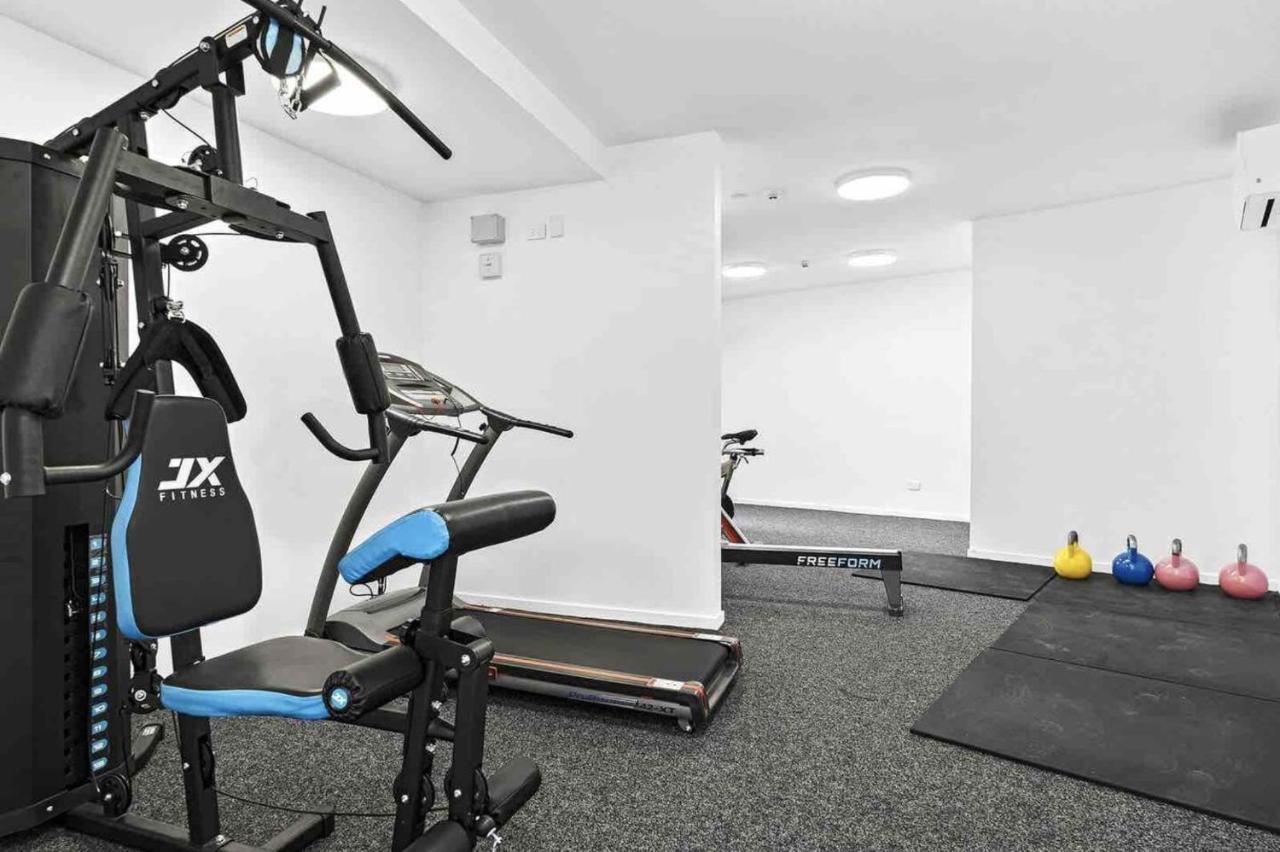 Modern 2-Bedroom Apartment 7-Mins Walk To Queenstown Luaran gambar